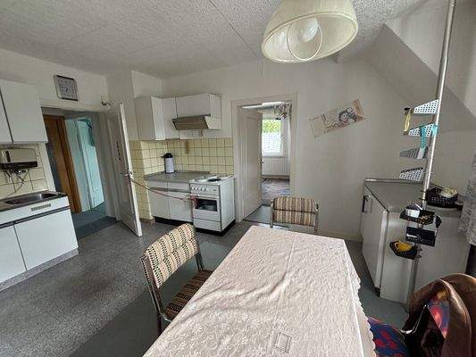 Teilansicht von der Küche im DG