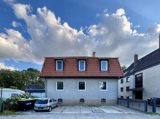 Ansicht von der Straßenseite