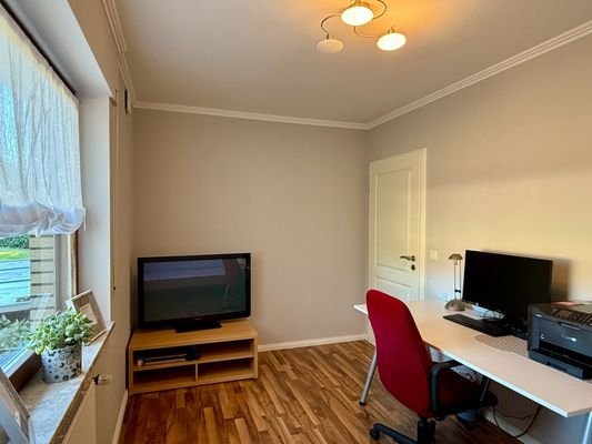 Büro / Kinderzimmer