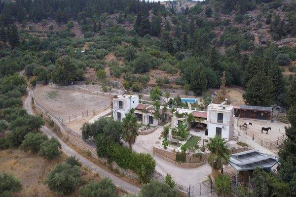 Kreta, Pemonia: Ruhiges und weitläufiges Anwesen zu verkaufen