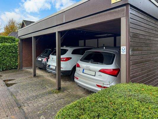 Carport (nur ein Stellplatz gehört hierzu)