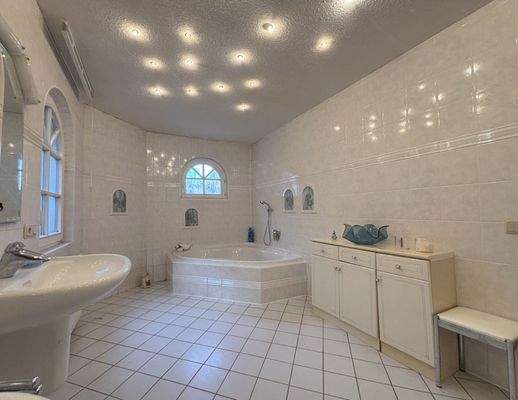 Badezimmer Gartengeschoss