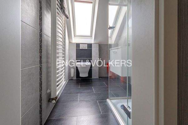 Das Bad im Dachgeschoss