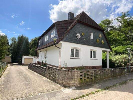 Osten mit gemeinsamer Zufahrt