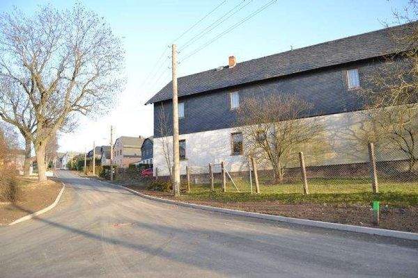 Außenansicht zur Straße