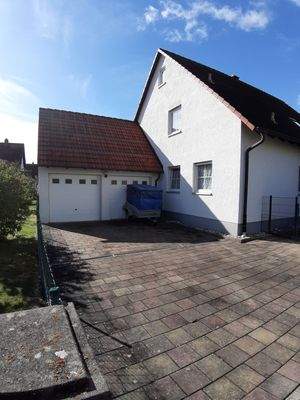 Doppelgarage m. 2 Tore