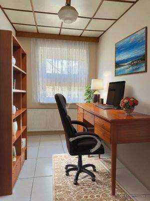 OG Arbeitszimmer - KI-Einrichtungsbeispiel