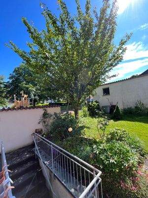 Treppe aus der Garage.jpg