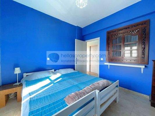 6807862809e9478592a8fd060cf1d61d-original