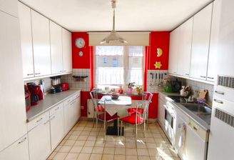 Wohnung Küche Gesamtblick