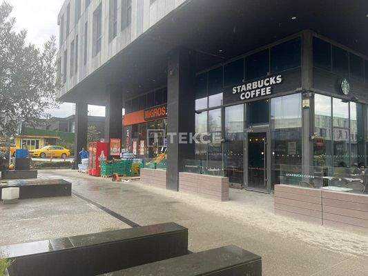 Shop for Sale in İstanbul with Migros Market Tenant