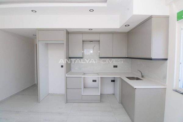 2-Bedroom Apartment in a Complex with a Pool in Antalya Manavgat