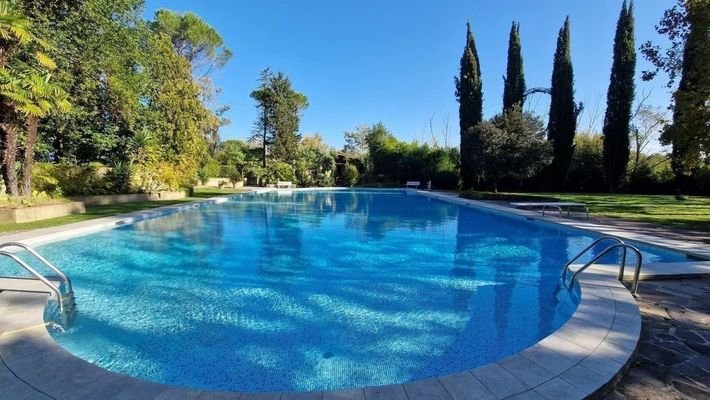 39_ApartmentinPark.jpg