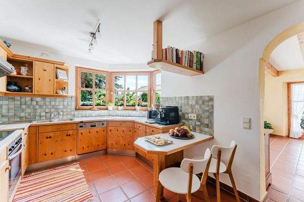 Ein schöner Tagesstart: Frühstück am Fensterplatz