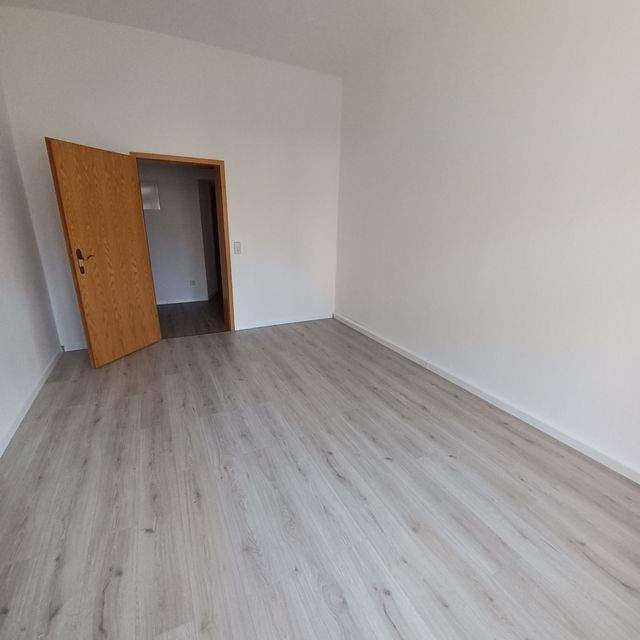 Helle 2 Raumwohnung Zwickau mit Balkon ab sofort zu vermieten - Photo 3