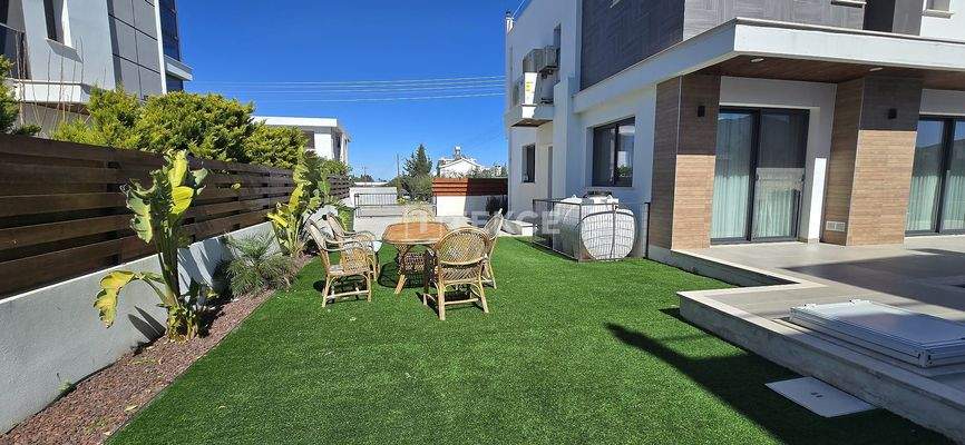 Detached Villa in a Complex Close to Beach and City Center in Girne