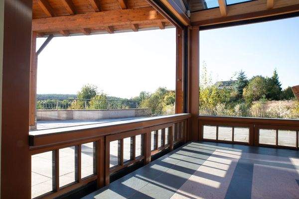 verschiebbare Glaswände