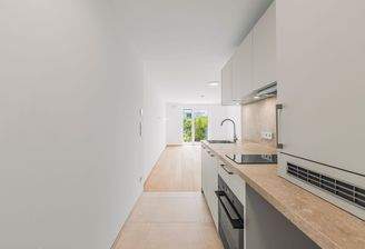 großzügige Garconniere