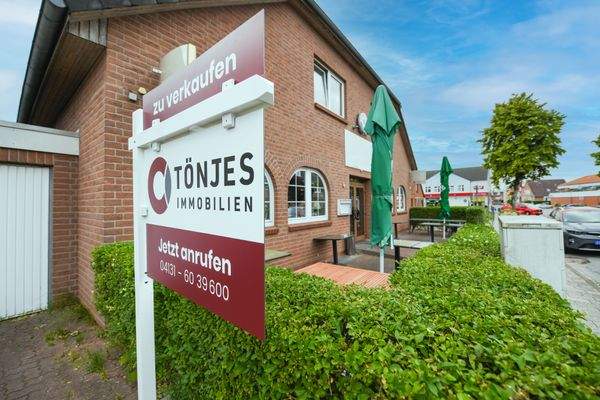 Wohn- und Geschäftshaus zu verkaufen