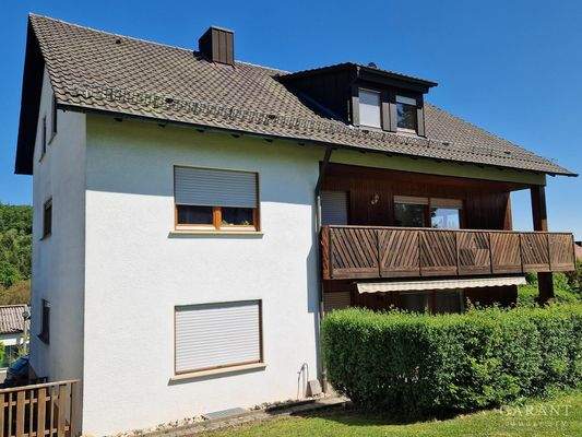 Gebäudeansicht Balkon