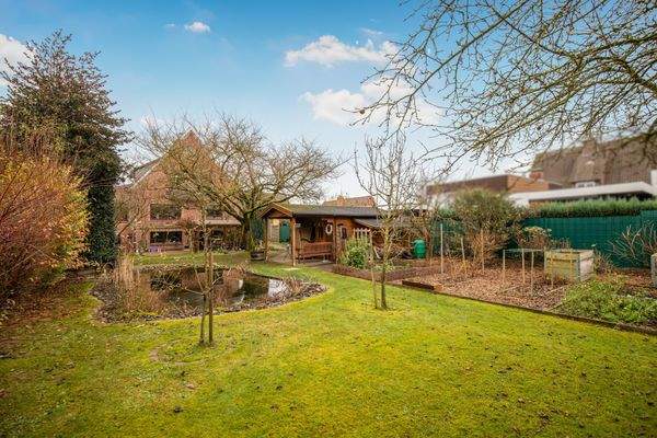 Weitläufiger Garten