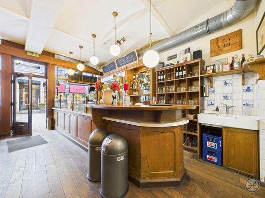 CAM05560G0-PR0026-STILL019