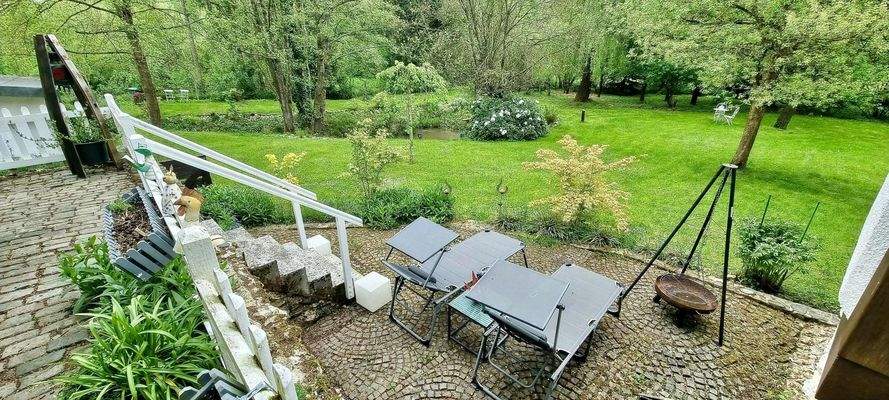 .......mit Blick in den Park