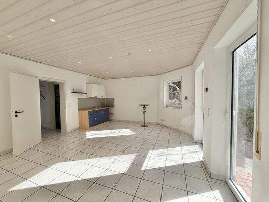 Wohn-/Schlafzimmer mit Küche Einliegerwohnung