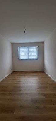 2. SCHLAFZIMMER/BÜRO