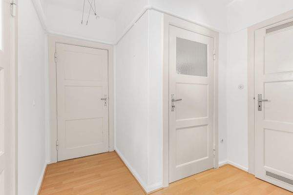 Flur Wohnung 4 im 3. Obergeschoss