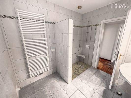 Geräumiges Badezimmer EG 