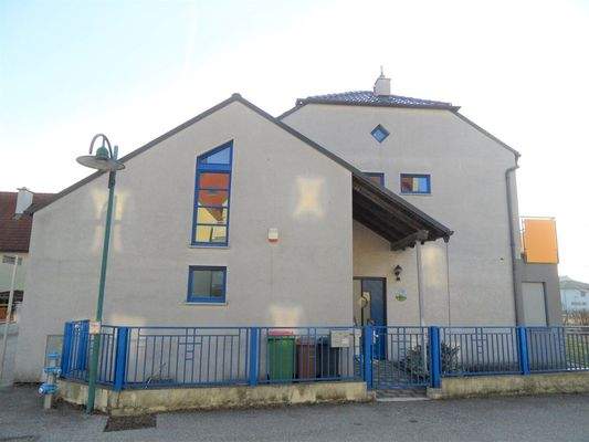 Ansicht mit Hauseingang