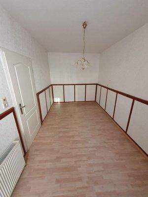 Erdgeschoss - Zimmer 1 (2).jpg