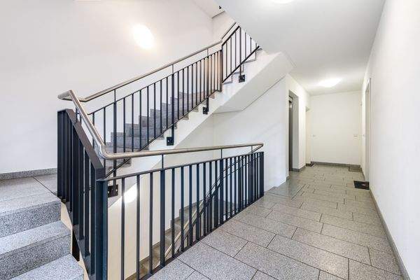 22 - Treppenhaus.jpg