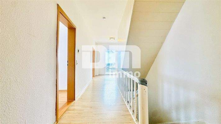 Haupthaus OG Flur / Diele