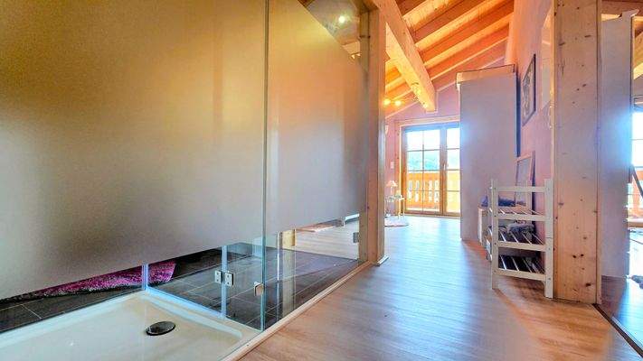 DG Zugang Schlaf Wohnbereich.jpg