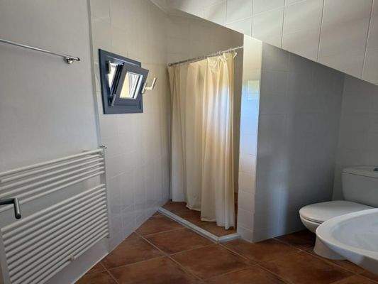 Kreta, Exo Lakkonia: Villa auf dem Land mit Pool, Olivenhain und Bergblick zu verkaufen