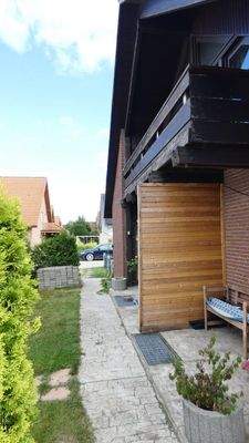 Seitenansicht mit Balkon