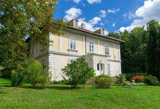 nordwestliche Villenansicht