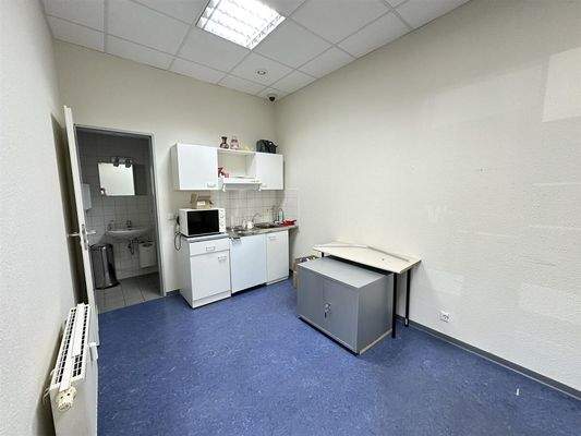 Aufenthaltsraum / Küche / Sanitäranlagen