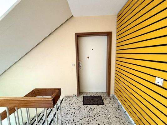 Wohnungseingangstür