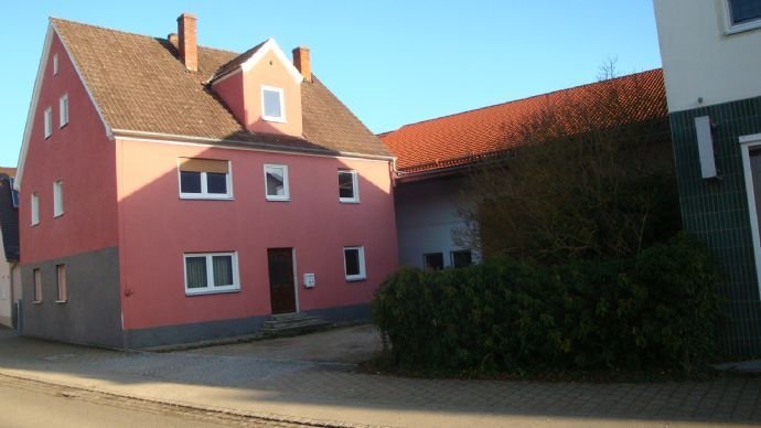 Monheim Bauernhaus mit Nebengebäuden