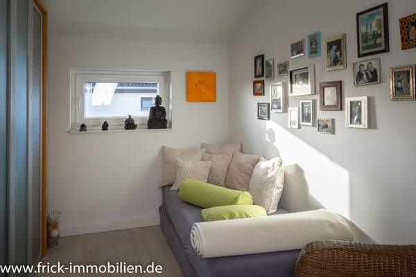 31-Mittelzimmer OG.JPG