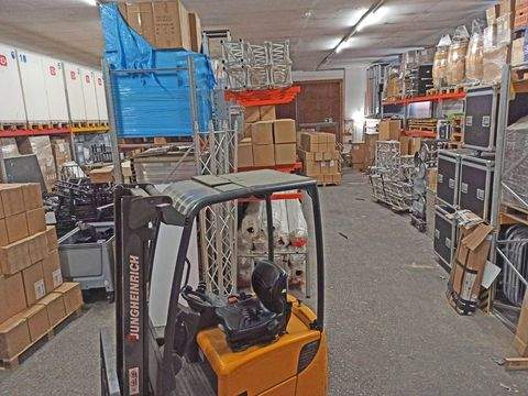 Dachau Halle, Dachau Hallenfläche