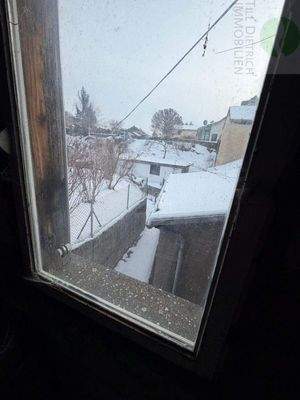 Blick auf den Weg zum Garten