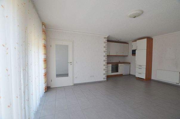 Wohnzimmer mit Küchenzeile