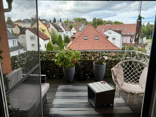 Balkon und Ausblick.jpg