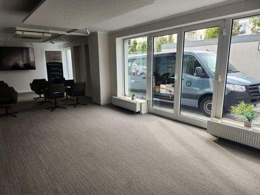 PHOTO-2025-10-27-17-49-37 7.jpg