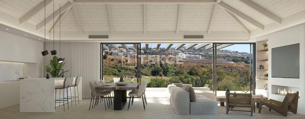 Exclusive Private Villa in Mijas with High-End Finishes