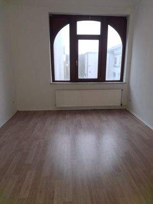 LA 155 2.OG li. 3 ZKB Terrasse (4).jpeg